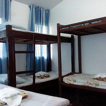 Auberge de jeunesse Almonte Transient House à Puerto Princesa Extérieur photo